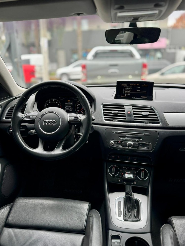 Audi Q3 1.4 TFSI S-TRONIC — foto 12